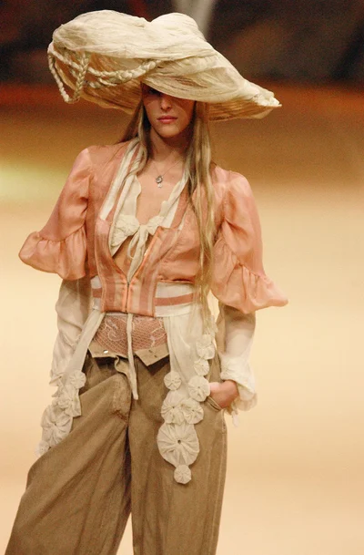 Look 3